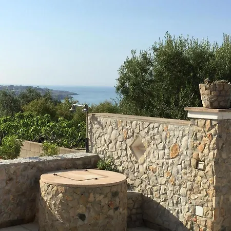 Apartment Muntiranni