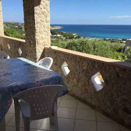 Muntiranni Apartment *